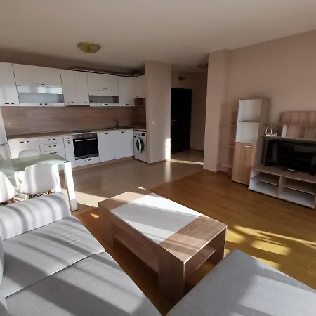 Aparthotel White Rose *